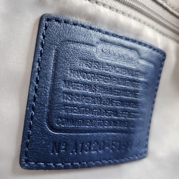 Coach Laura patent leather satin fabric navy blue sholder tote bag. - Picture 9 of 11